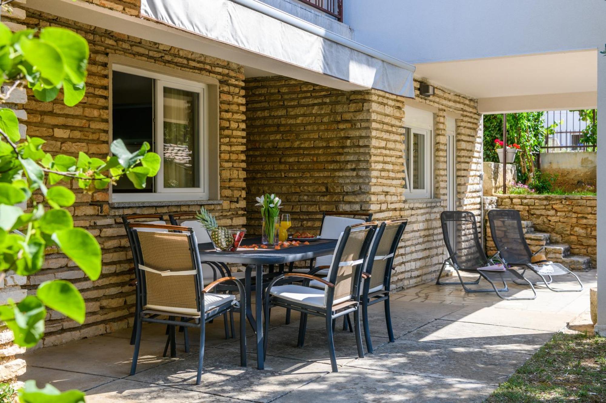 Apartamento Krajcar Banjole Exterior foto